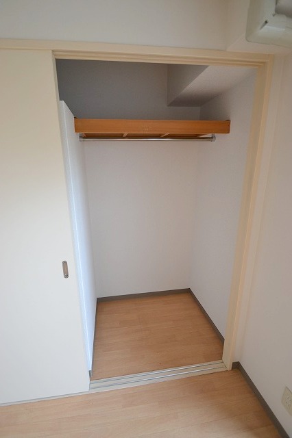 収納　奥行も幅もある大容量のクロゼット！！