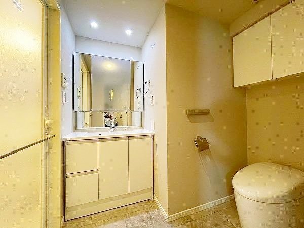 トイレ　※別部屋の参考写真です。