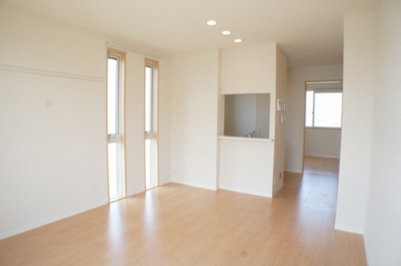 居室・リビング　図面と現状に相違がある場合には現状を優先