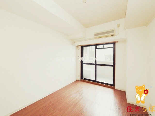 居室・リビング　「“合う暮らし”を、LINEで一緒に描こう。」