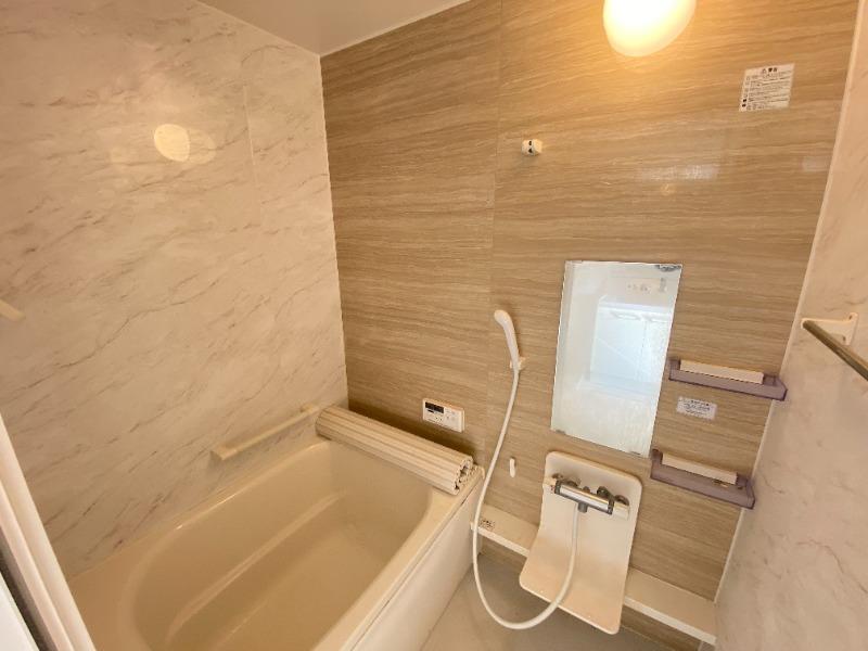 バス・シャワールーム　ウォークインクローゼット