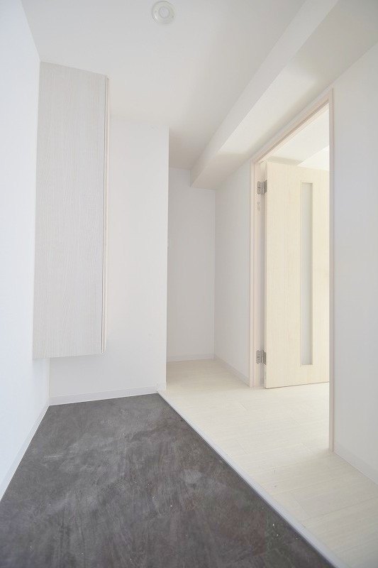 玄関　お問合せはシティホーム海田センター　082-821-2227