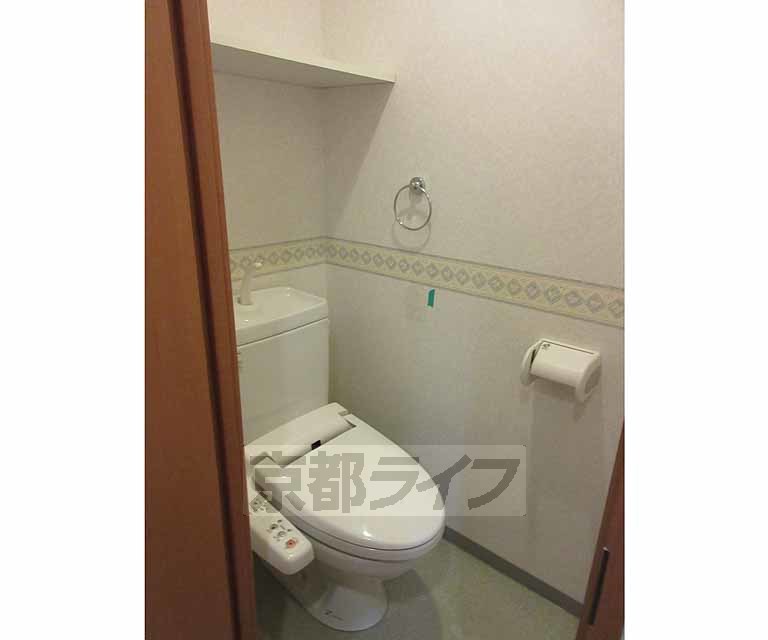 トイレ　清潔感のあるトイレです