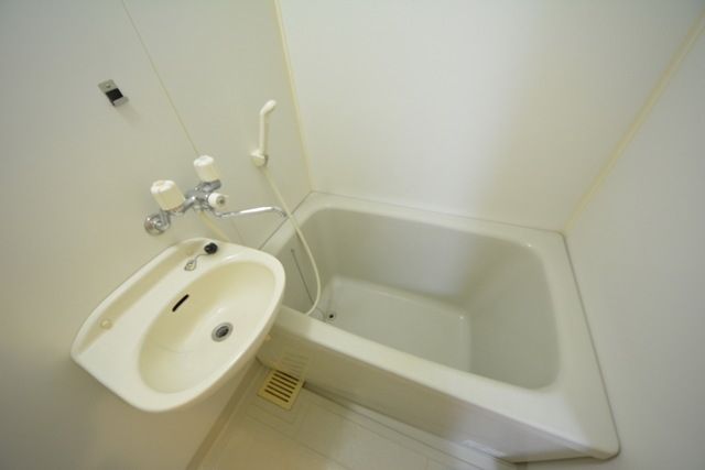 バス・シャワールーム　内装
