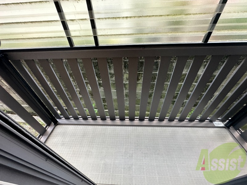 バルコニー　エアコンです。