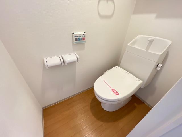 トイレ　シャワー付トイレ