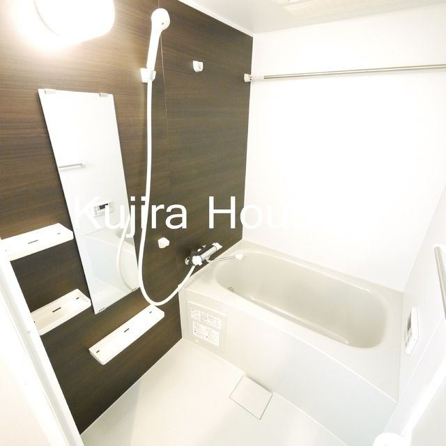 バス・シャワールーム　嬉しい追い焚き付きのお風呂♪