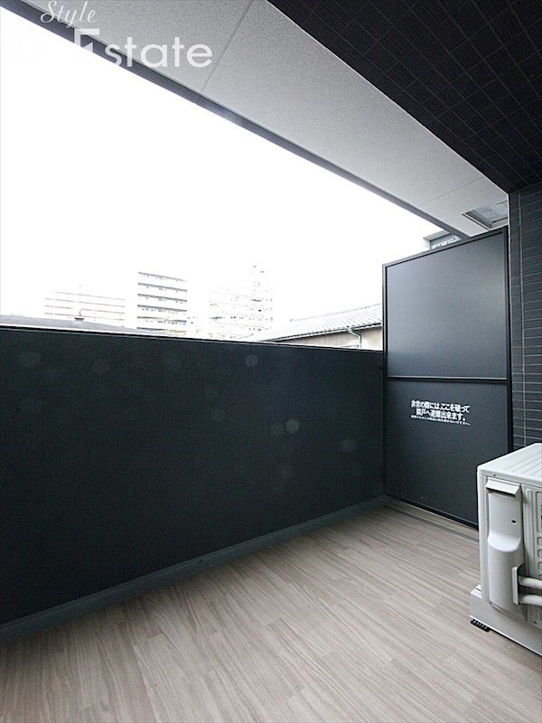 バルコニー　バルコニー