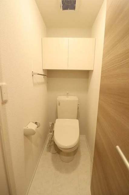 トイレ　温水洗浄暖房便座