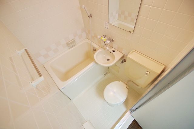 バス・シャワールーム