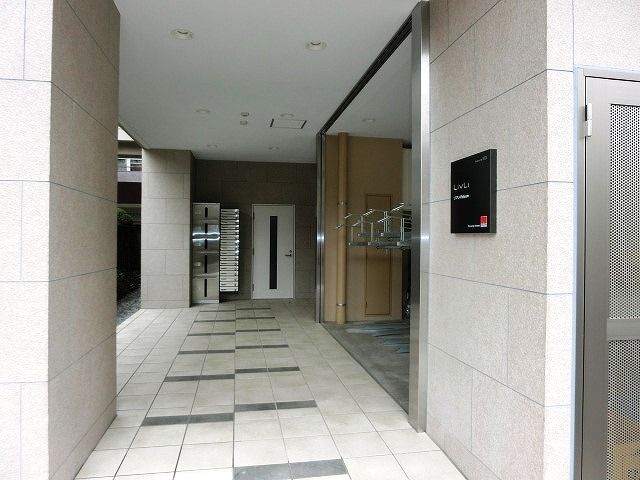 エントランス　★建物入口★