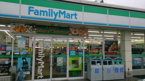 コンビニ　ファミリーマート 上峰加茂店（コンビニ）まで20m