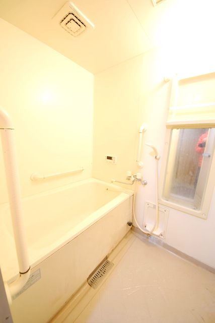 バス・シャワールーム　～一日の疲れを癒しましょうっ～