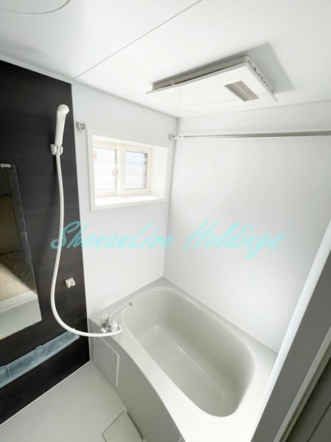 バス・シャワールーム　清潔感のあるお風呂です♪