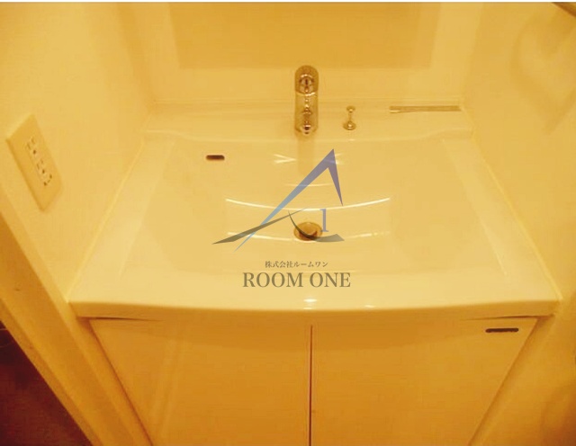 洗面設備　洗面台です。