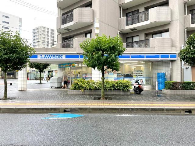 コンビニ　ローソン北浦和一丁目店（コンビニ）まで176m