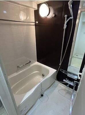 バス・シャワールーム　☆ゆったりくつろげるお風呂☆