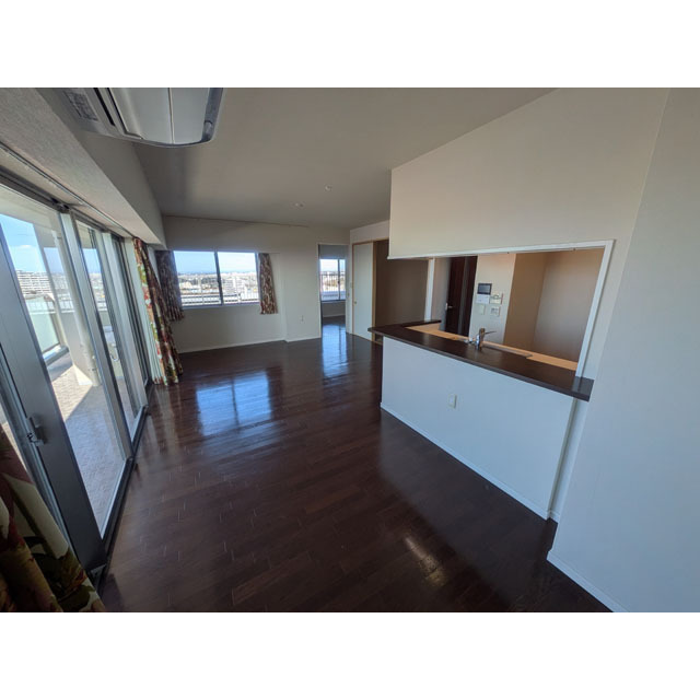 居室・リビング　リビング