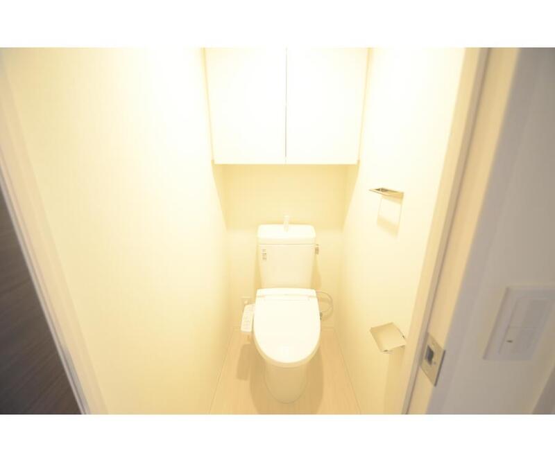 トイレ　温水洗浄便座付き♪