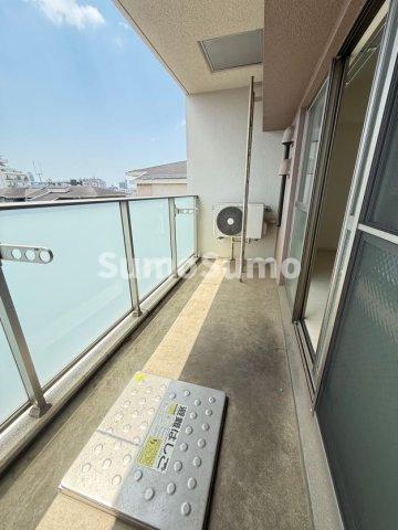 バルコニー　バルコニーがあります