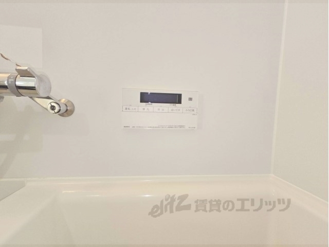 その他設備　給湯器リモコン