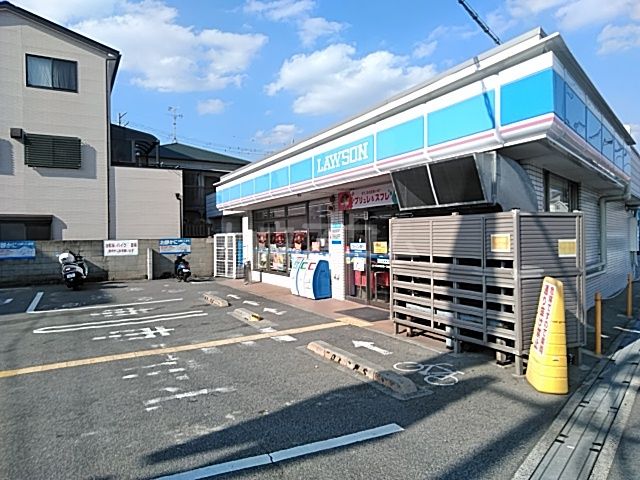 コンビニ　ローソン豊中桜の町１丁目店（コンビニ）まで157m