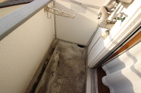 バルコニー　※別の部屋の写真です。