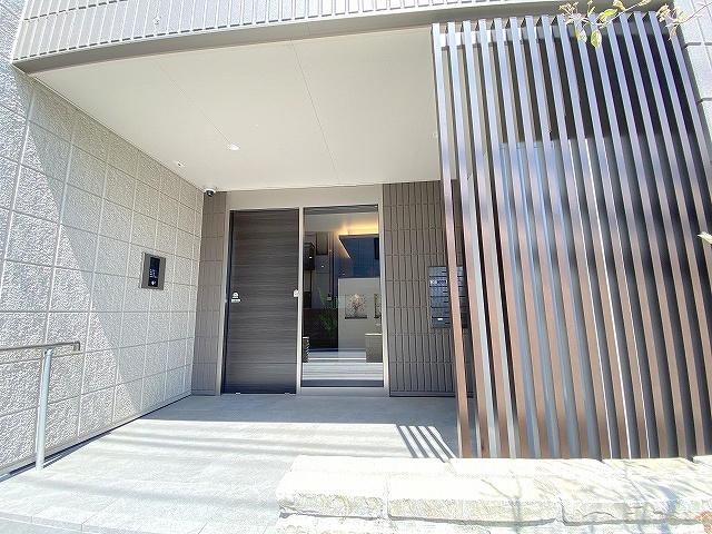 エントランス　★オートロック★