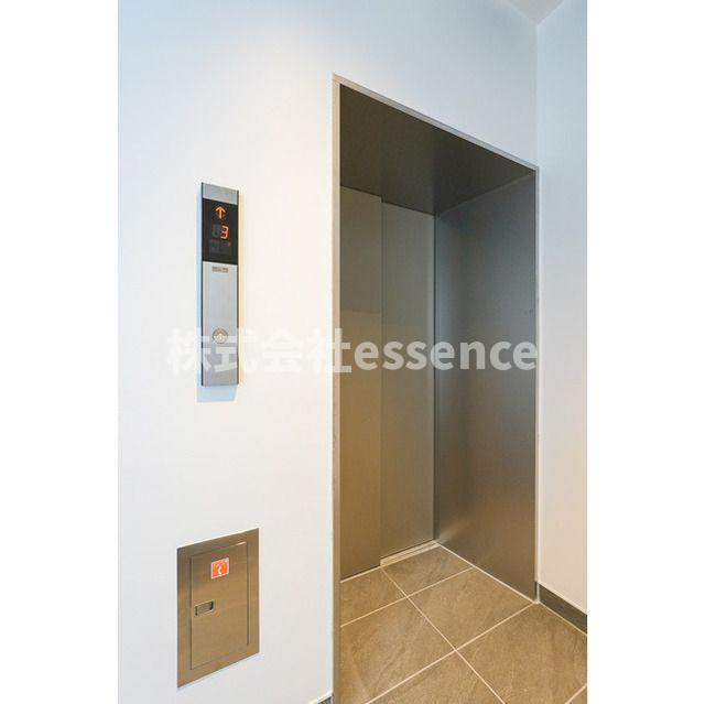 ロビー　弊社ではオンライン対応・現地対応可能です♪