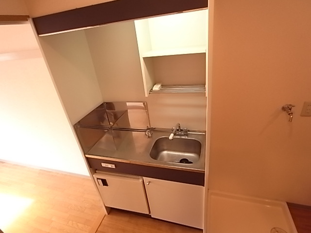 キッチン　ガスコンロ設置型のキッチン