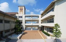 小学校　出雲市立四絡小学校（小学校）まで1200m