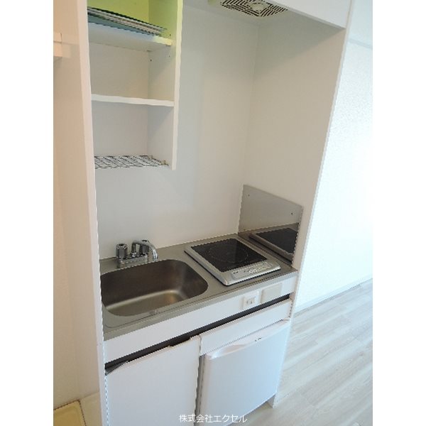 キッチン　IHコンロ付きのキッチンです。