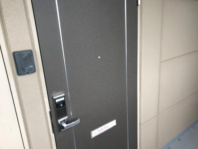 セキュリティ　玄関