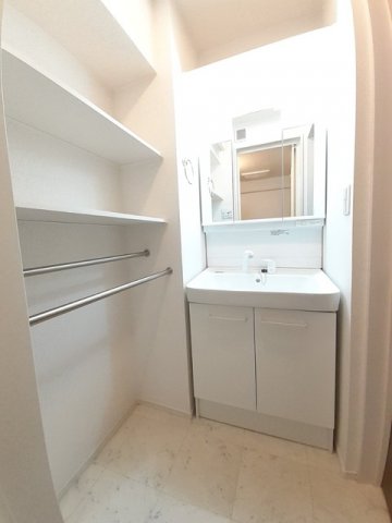 洗面設備　忙しい朝には欠かせない洗面所です