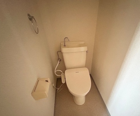 トイレ　ゆったりとした空間のトイレです