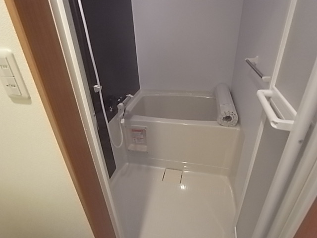 バス・シャワールーム　バスルーム