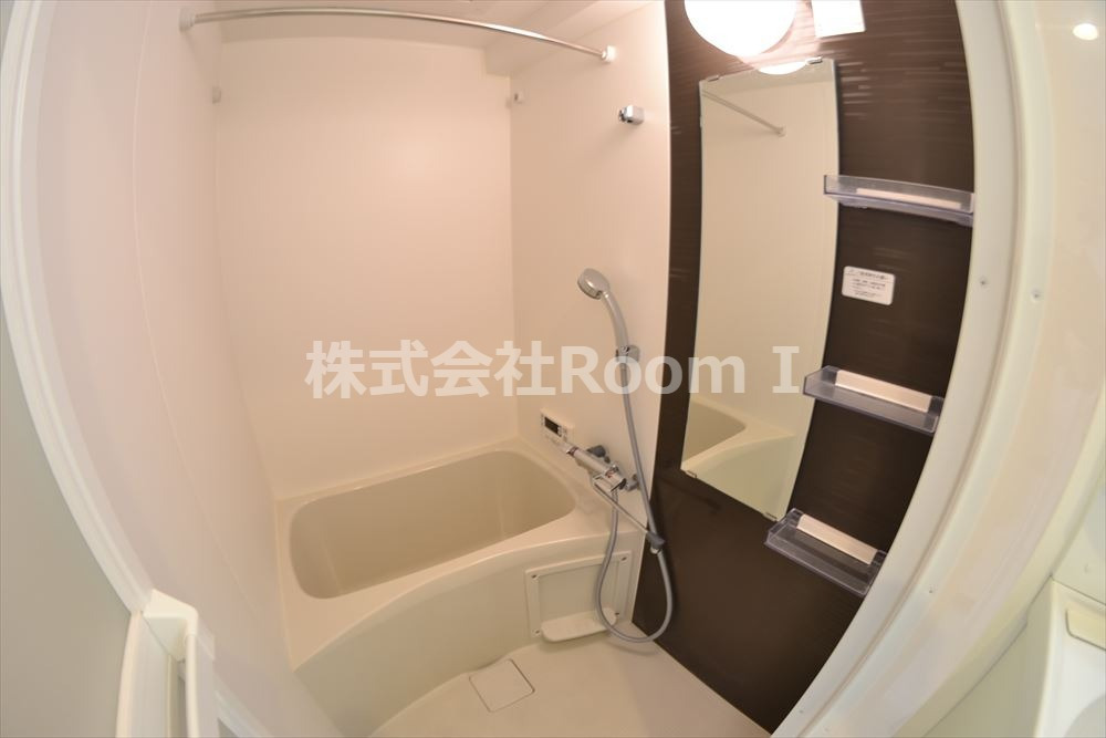 バス・シャワールーム　ゆったり過ごせるお風呂です