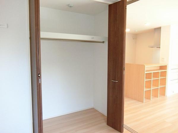 収納　クローゼット！