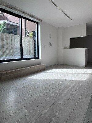 居室・リビング　LINEでのお問い合わせもお待ちしております♪