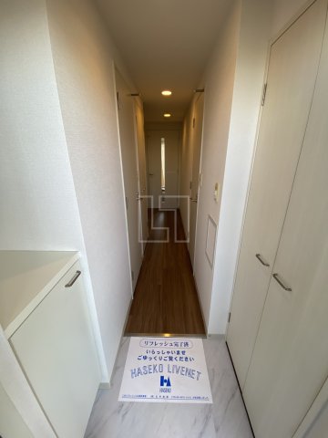 玄関　ルクレ難波　玄関