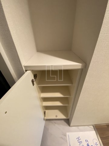 収納　ルクレ難波　シューズボックス