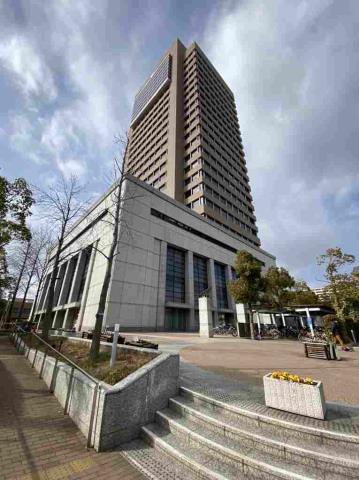 役所　東大阪市役所（役所）まで595m