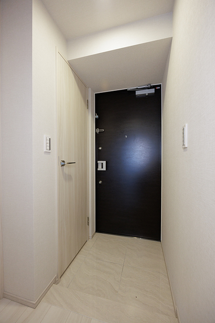 玄関　※写真は同タイプ住戸です。