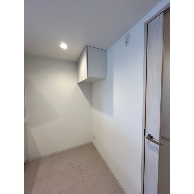 その他　※参考。写真は３０１号反転タイプ。