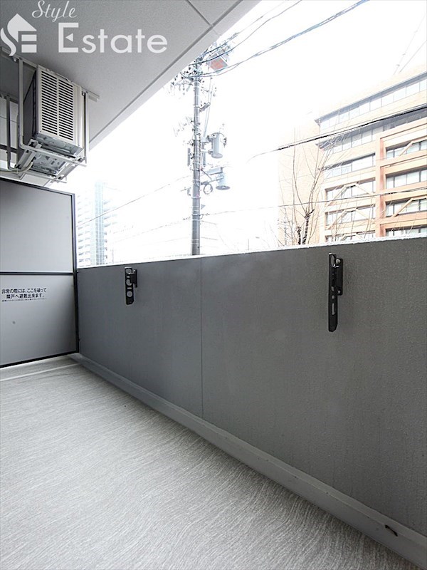 バルコニー　バルコニー