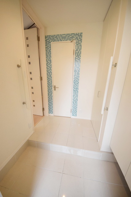 玄関　おかえりなさい