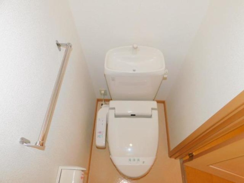 トイレ　図面と現状に相違がある場合には現状を優先