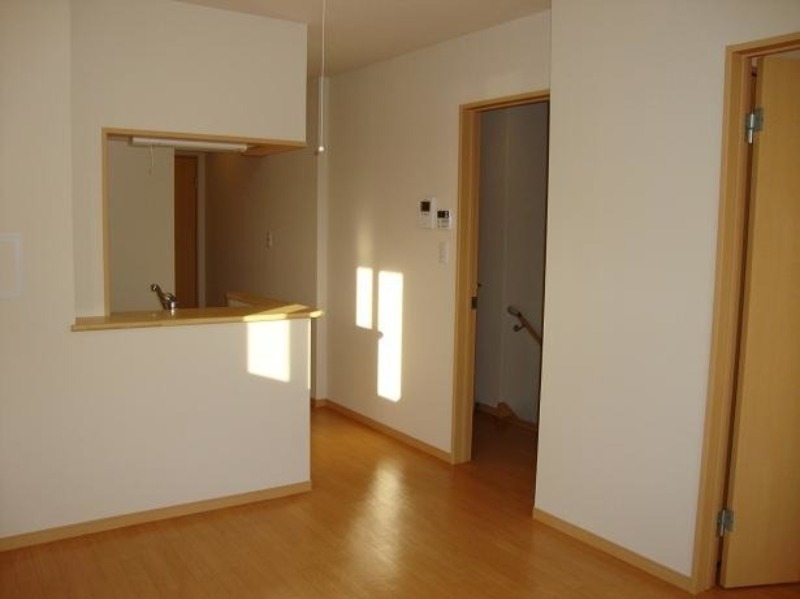 居室・リビング　図面と現状に相違がある場合には現状を優先