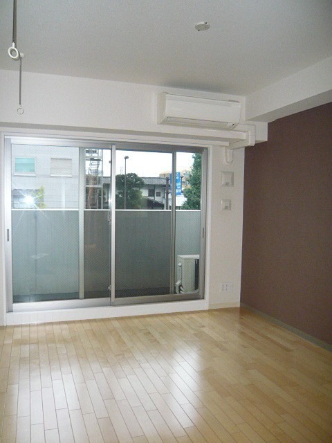 居室・リビング　※同仕様写真含む