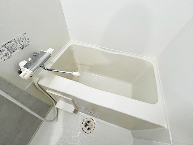 バス・シャワールーム　バス